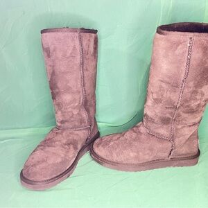 UGG classic tall chocolate